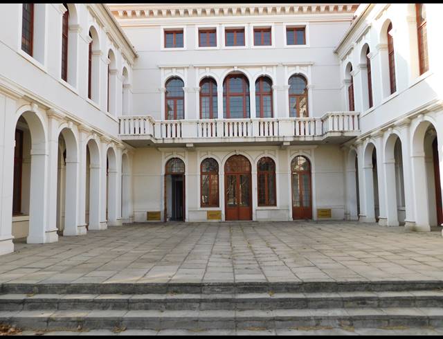 250M² OFFICE TO LET IN PARKTOWN